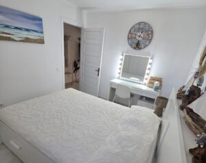 Bedroom Apartment 2A2 Victoria Court