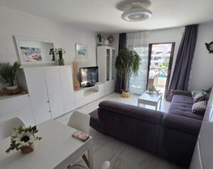 Lounge Dining View Victoria Court Apartment 2A2